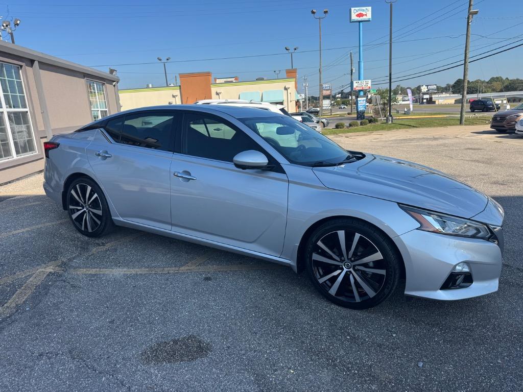 2020 Nissan Altima