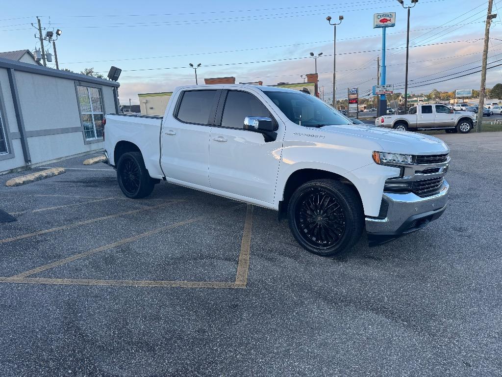 2019 Chevrolet Silverado 1500 LT's photo