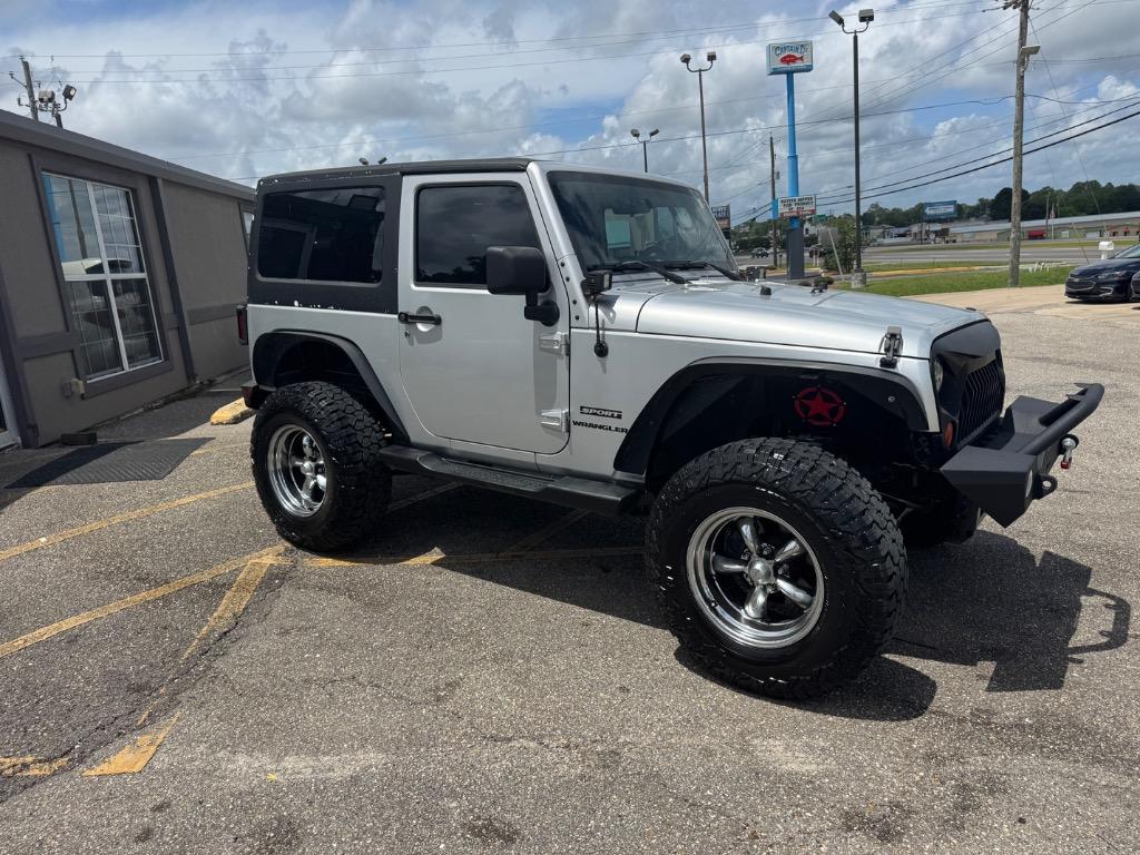 2012 Jeep Wrangler Sport's photo