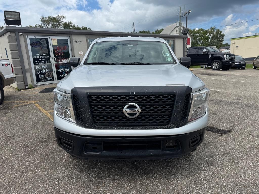 2017 Nissan Titan S - Photo 6
