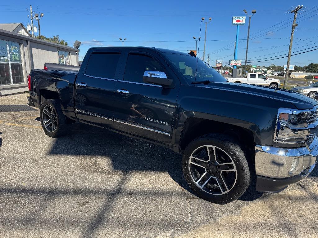 2018 Chevrolet Silverado 1500 LTZ's photo