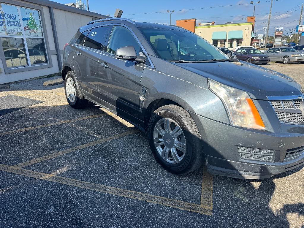 2010 Cadillac SRX Luxury Collection's photo