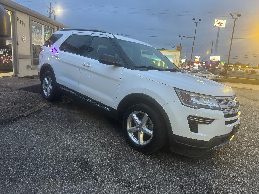 2019 Ford Explorer XLT's photo