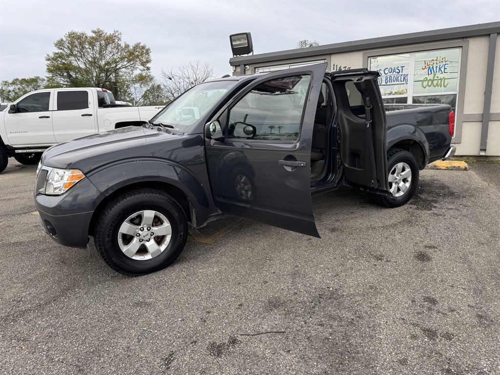 2013 Nissan Frontier SV - Photo 11