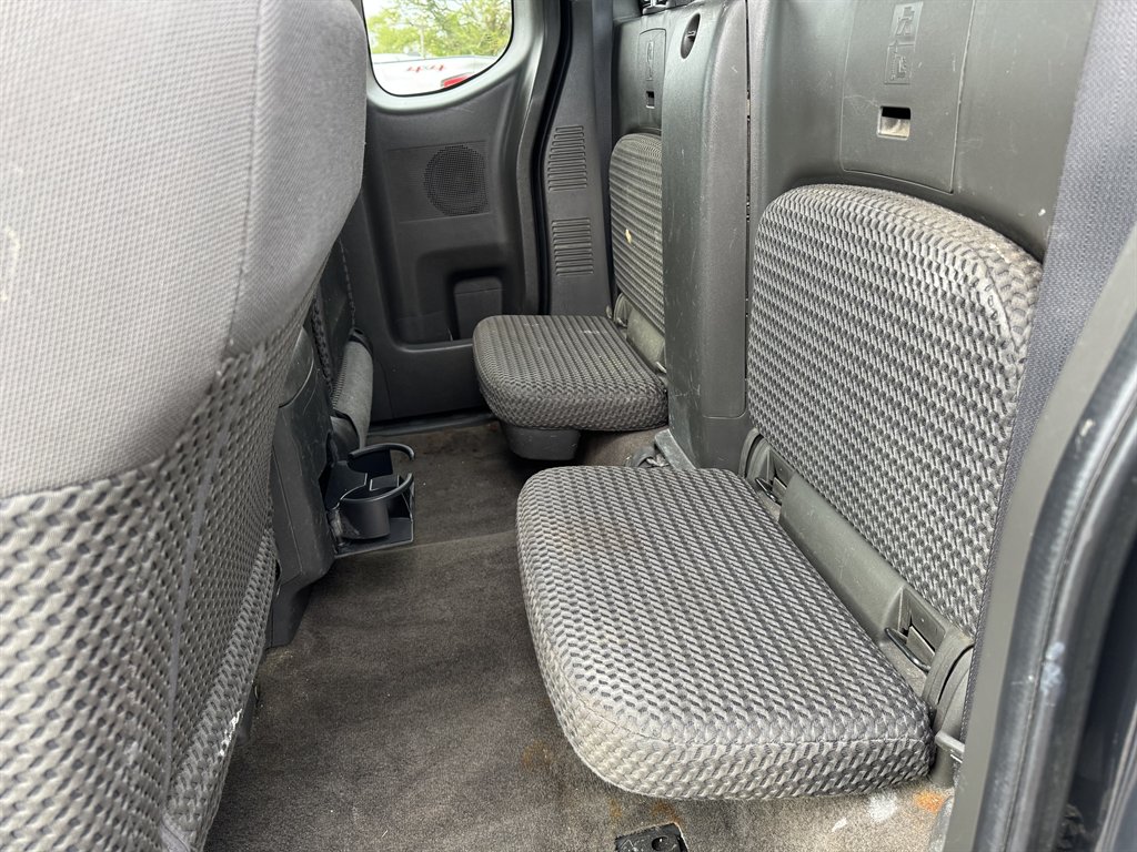 2013 Nissan Frontier SV - Photo 8