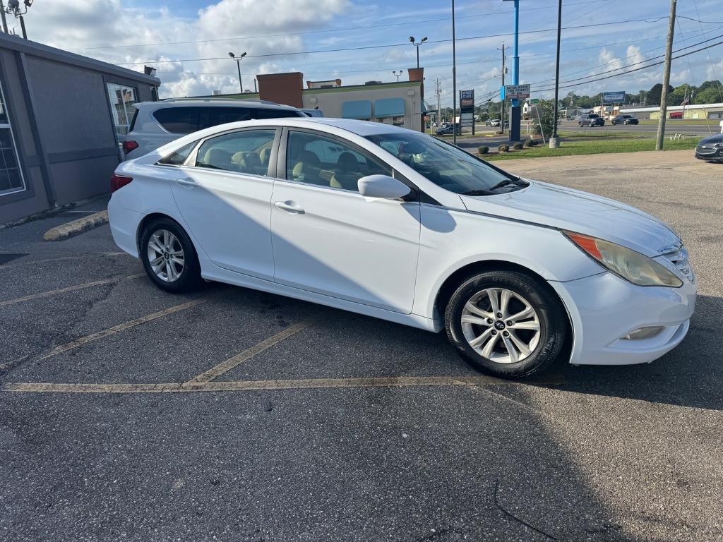 2013 Hyundai Sonata GLS I4 A/T PZEV's photo