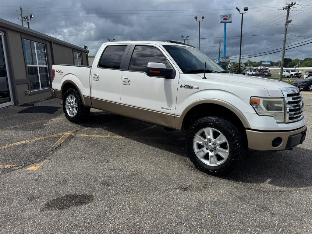 2013 Ford F-150 Lariat 4x4 SuperCrew 145-in's photo