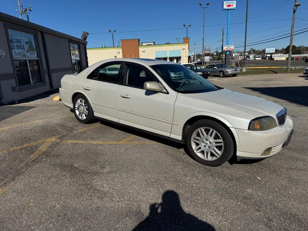 2005 Lincoln LS Ultimate's photo